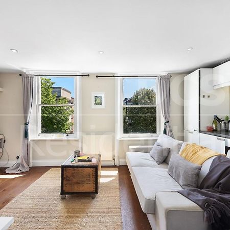 Modernised Apartments 1 And 2 Bedrooms Option Terrace And Balcony High Street London Exterior photo