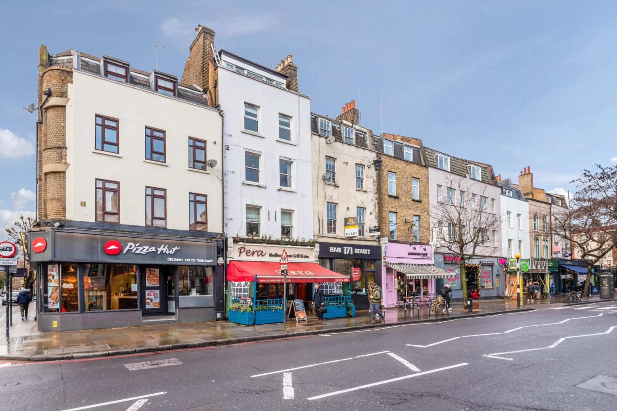 Modernised Apartments 1 And 2 Bedrooms Option Terrace And Balcony High Street London Exterior photo